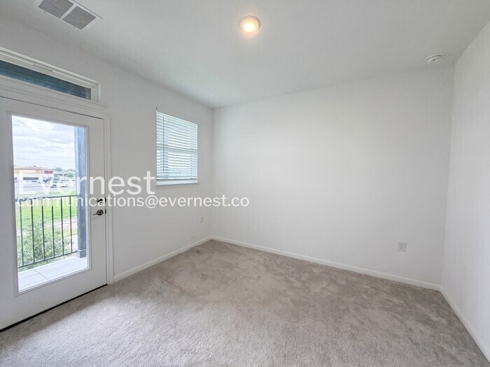 Building Photo - 1517 Iberville Dr