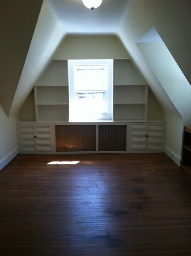 Building Photo - 4739 16th St N