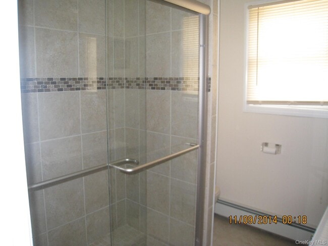 Building Photo - 82 California St