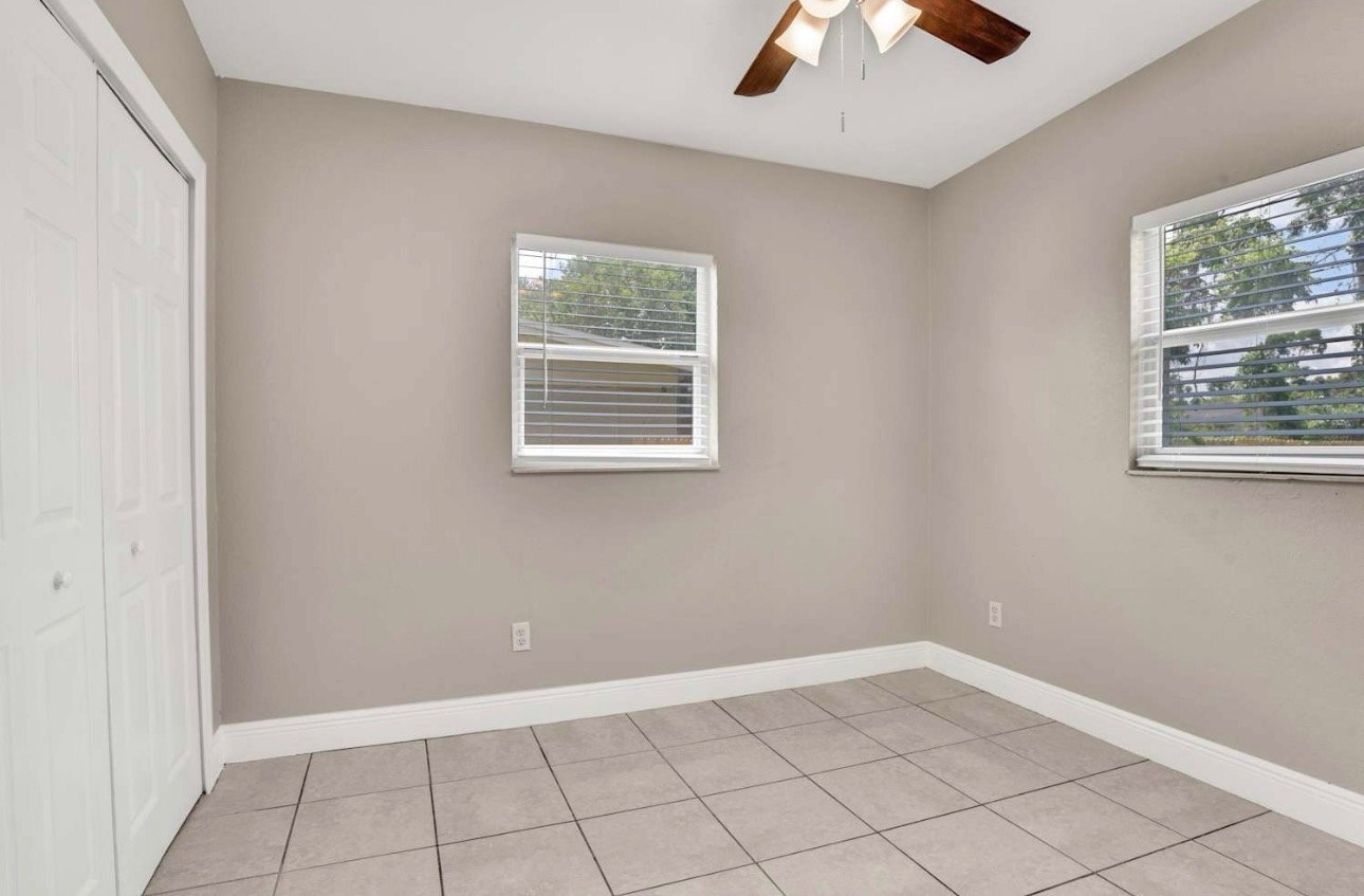 Building Photo - 3013 Rollman Rd