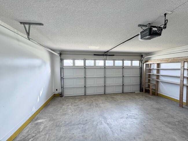 Building Photo - 11230 Cashmere Wood Dr