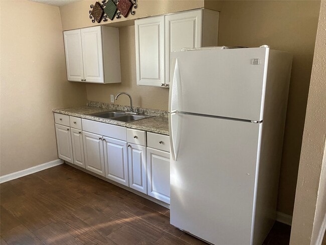 Building Photo - 760 Cline St