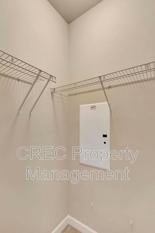 Building Photo - 804 Rue Dr