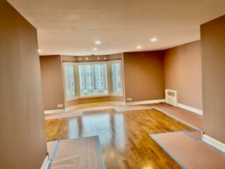Living Room - 400 Ascot Dr
