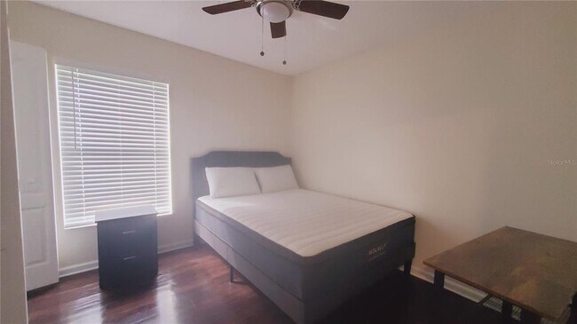 Building Photo - 2308 Lily Pad Ln
