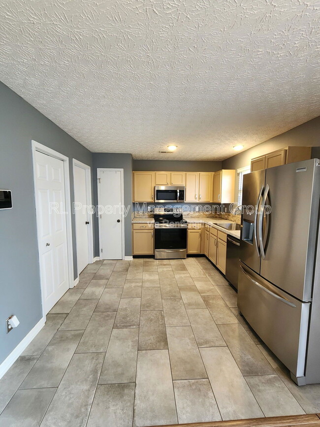 Building Photo - 1536 Magoffin Ave