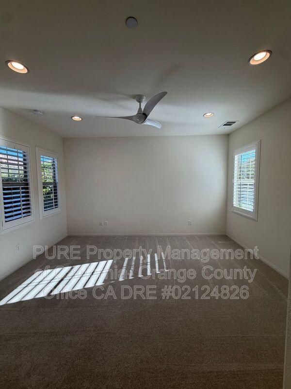 Building Photo - 15 Galan St