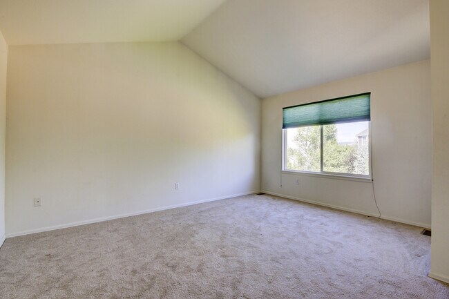 Building Photo - Beautiful Home for Rent at The Meadows in ...