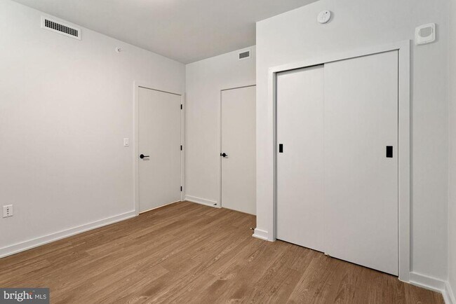 Building Photo - 1625 Eckington Pl NE