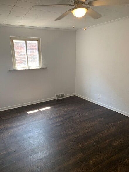 Building Photo - 7330 Denniston Ave