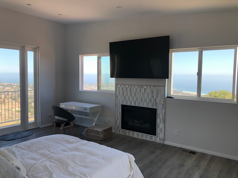 Building Photo - 30001 Zenith Point Rd