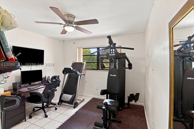 Building Photo - 6375 SW 136th Ct