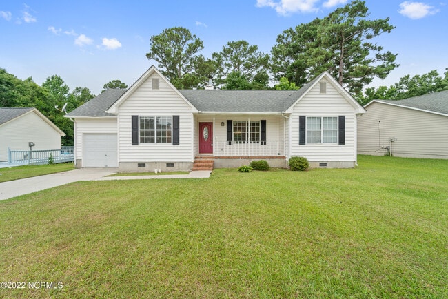 Primary Photo - 130 Broadleaf Dr