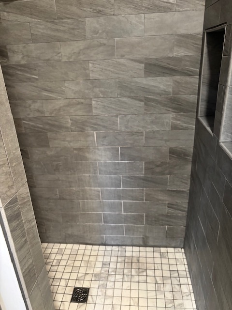 master bath tiled shower - 22 Georgetown Dr