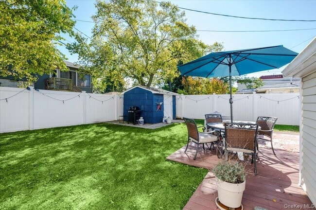 Building Photo - 614 Franklin Blvd