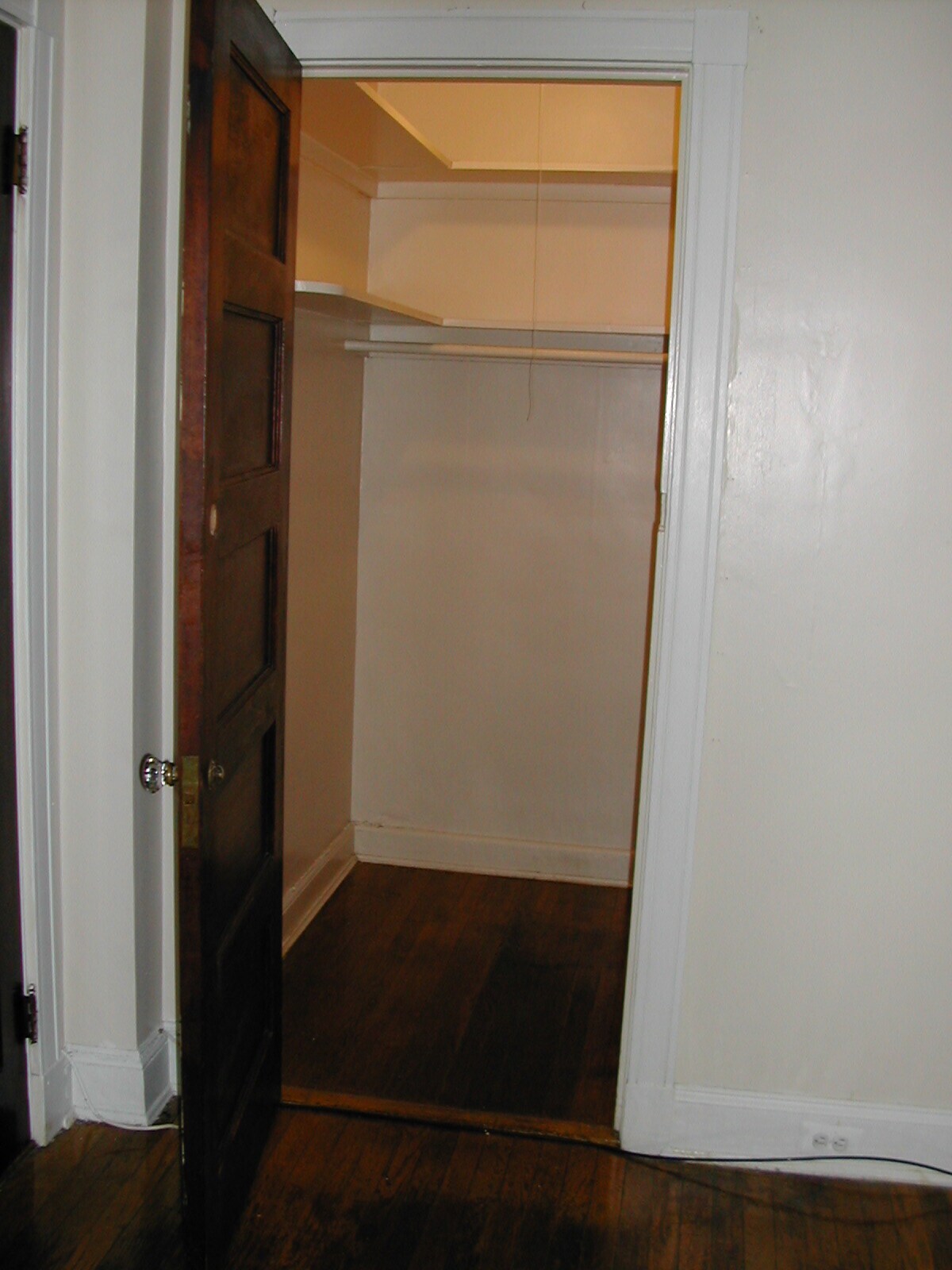 Building Photo - 4135 Roland Ave