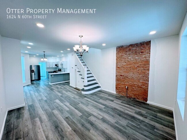 Building Photo - 1624 N 60th St