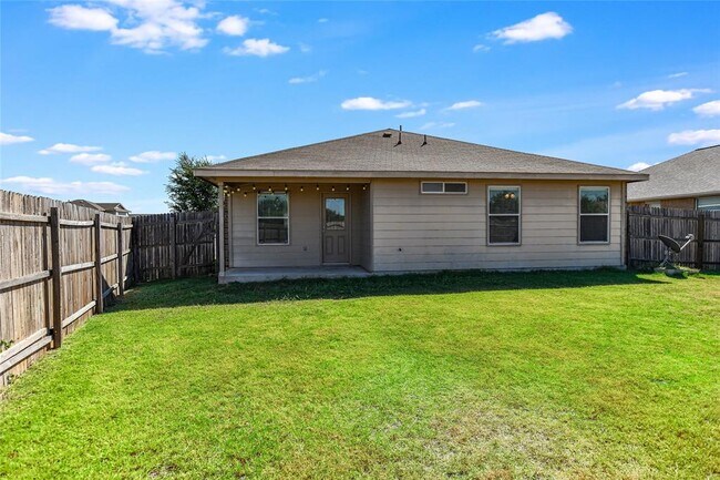 Building Photo - 811 Encinita Dr