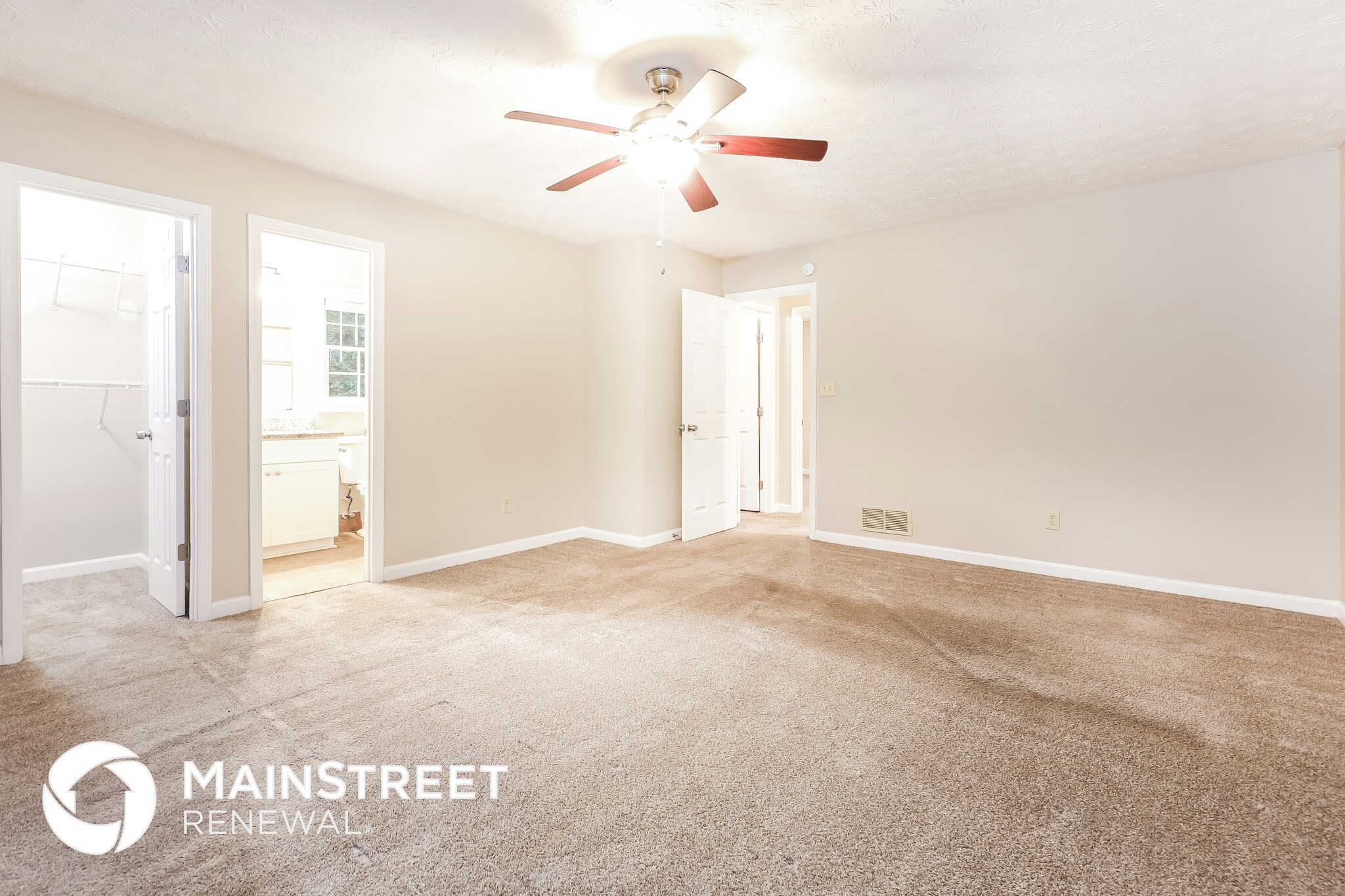 Building Photo - 145 Cowan Dr