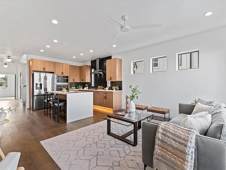 Building Photo - 1277 E Echelon Rdg Ln