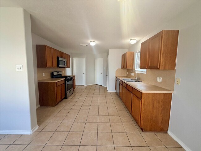 Building Photo - 9011 Aspen Trace Ln