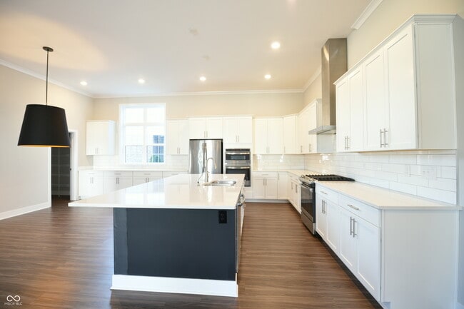 Building Photo - 1567 Jensen Dr