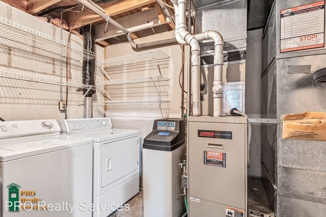 Building Photo - 3 br, 2 bath House - 7710 Greenwood Dr