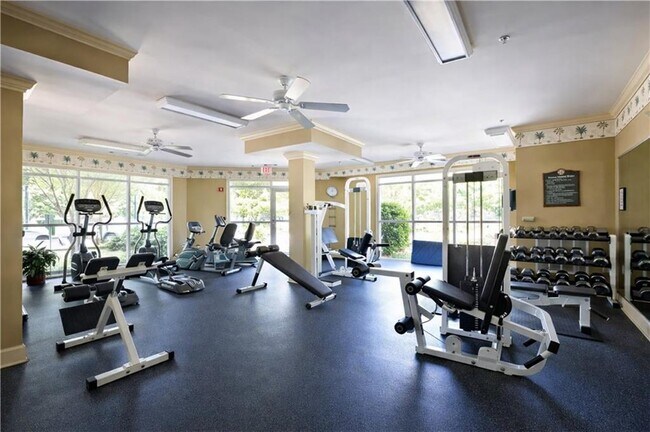 Building Photo - 10 Perimeter Summit Blvd