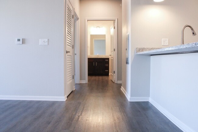 Building Photo - 3261 Redhawk St