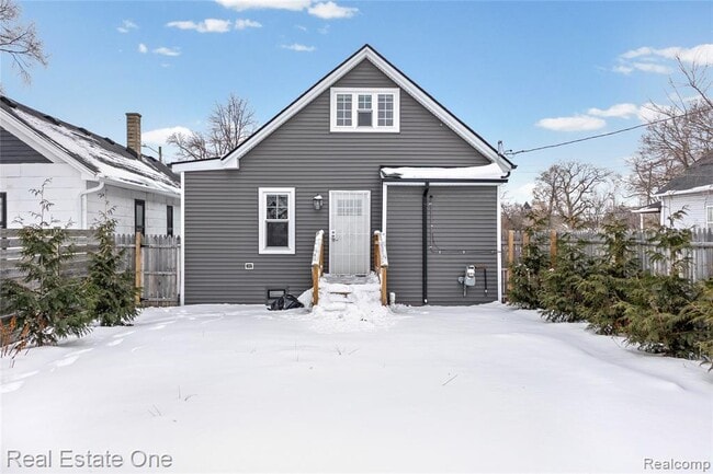 Building Photo - 2824 Williams St