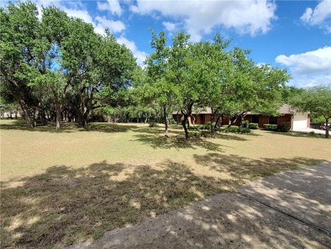 Building Photo - 10400 W Cave Loop