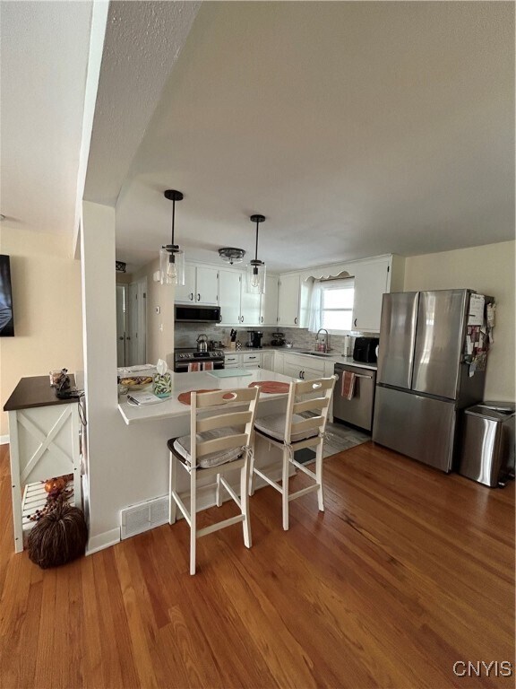 Building Photo - 200 McClennan Dr