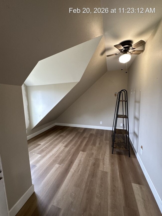 Building Photo - Dinuba Home Coming Soon!