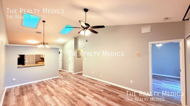 Building Photo - 7909 Richwood Dr