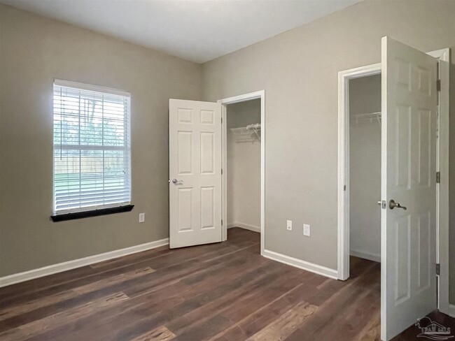 Building Photo - 16601 Egret Cir