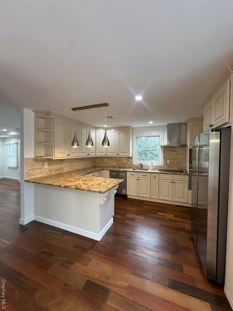 Building Photo - 26 Radio Ave