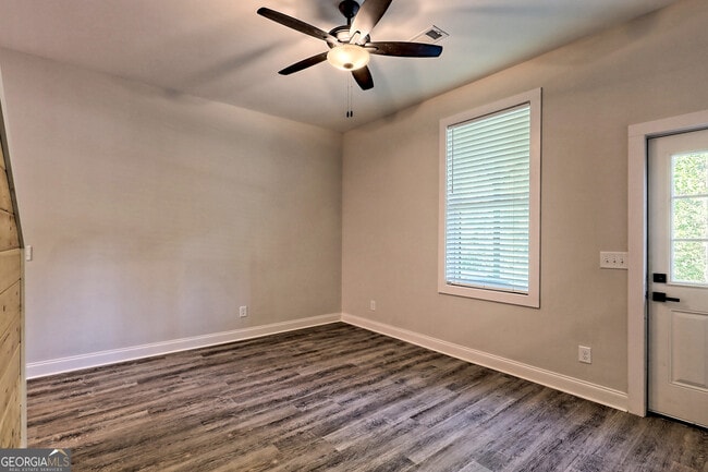 Building Photo - 18 Living Waters Wy