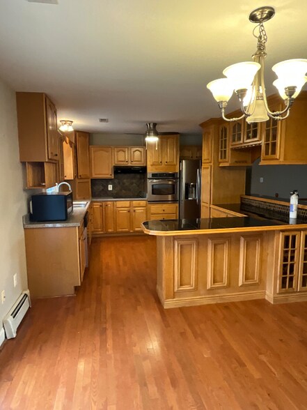 Building Photo - 5078 Broad Run Church Rd