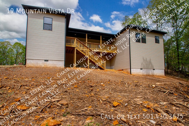 Building Photo - 19 Mountain Vista Dr