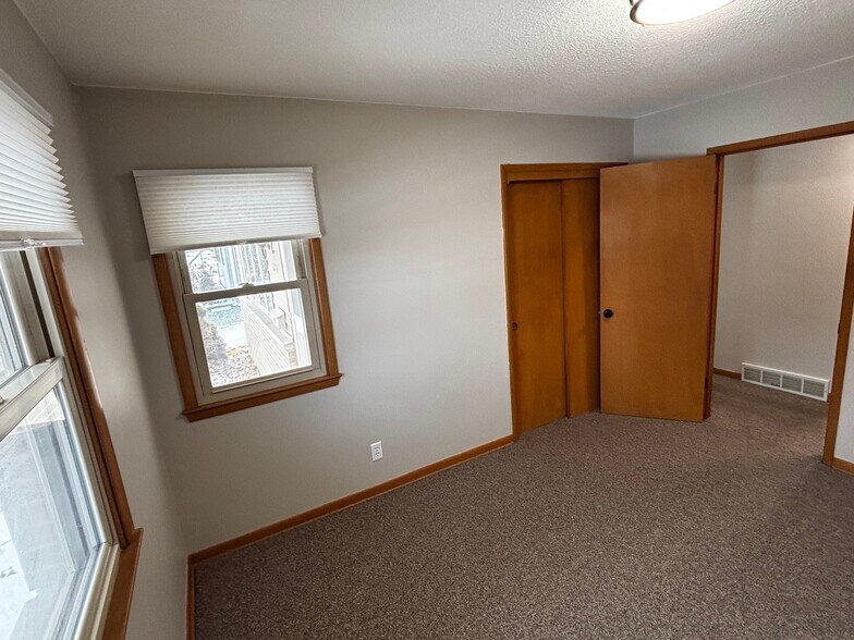 Building Photo - 3816 82nd St