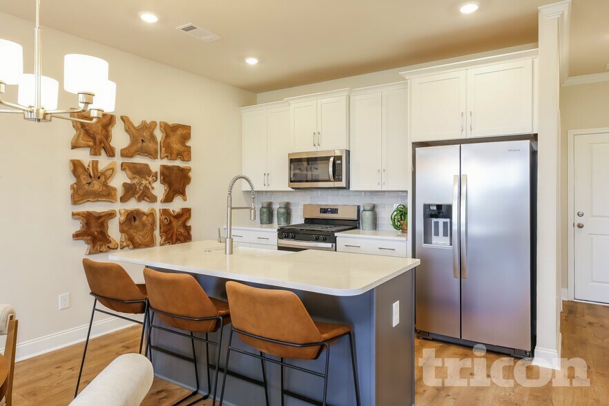 Building Photo - 8 Beautyberry St