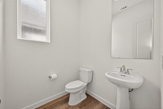 Building Photo - 2419 Hazel Berry St