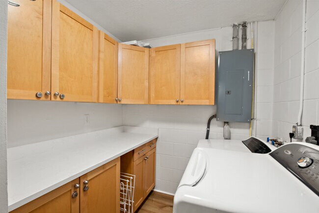 Building Photo - 13920 SE 124th St