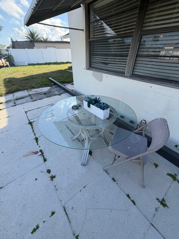 Building Photo - 19336 Carolina Cir