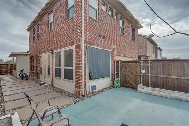 Building Photo - 8763 Portola Dr