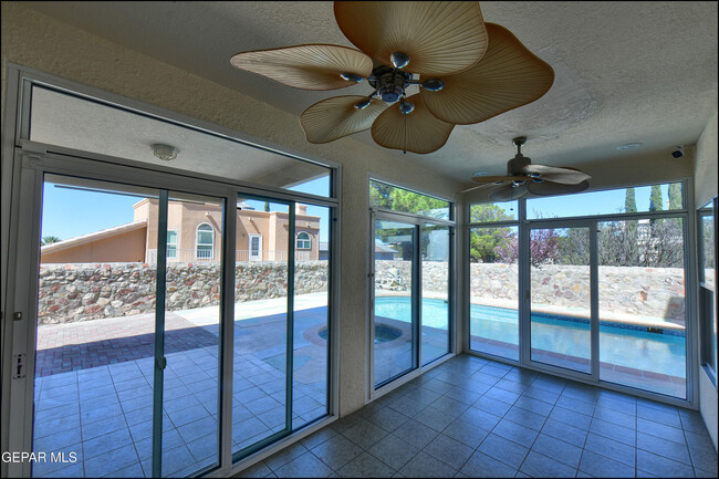Building Photo - 6123 La Posta Dr