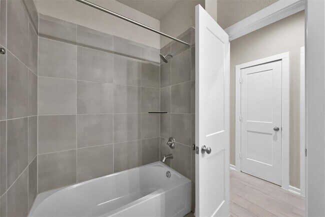 Building Photo - 543 Longleaf Pine Dr