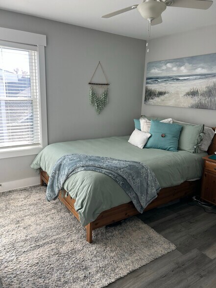 Building Photo - 1837 Winn Aly