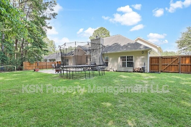 Building Photo - 121 Tappan Zee Dr