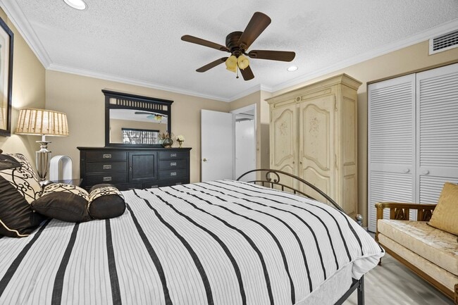 Building Photo - 21691 Tall Palm Cir